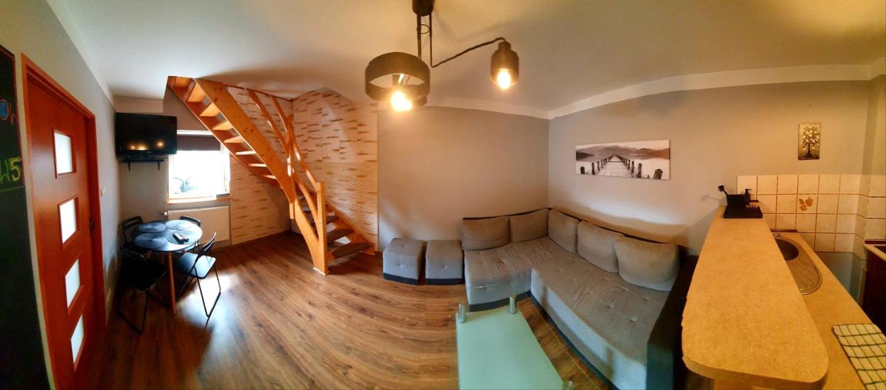 Appartement Apartament Partyzantow à Szklarska Poreba Extérieur photo